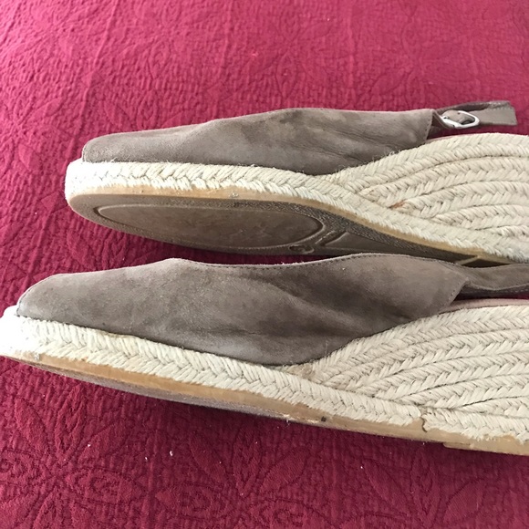 Cool wedges to spruce up your feet ! - Picture 2 of 5